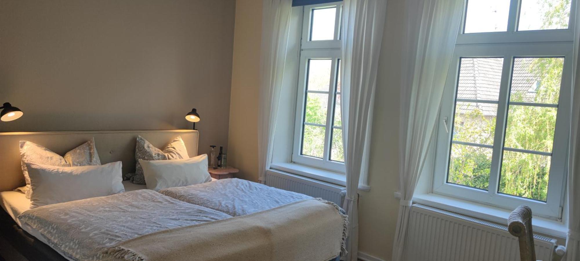 Altes Pastorat Bed & Breakfast Barmstedt Exterior photo